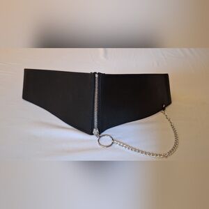 Forever 21 Black Wide Zip-Front Waist Belt with Silver Chain Ring